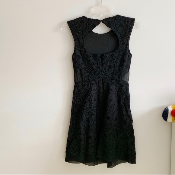 UO Urban Outfitters “Kimchi Blue” Lace Dress - Picture 3 of 4